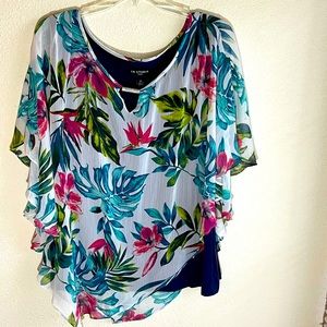I.N. Studio 2X floral top
